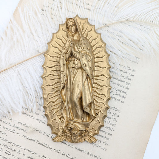 Décoration murale Vierge de Guadalupe dorée – ex voto, icône religieuse catholique artisanale