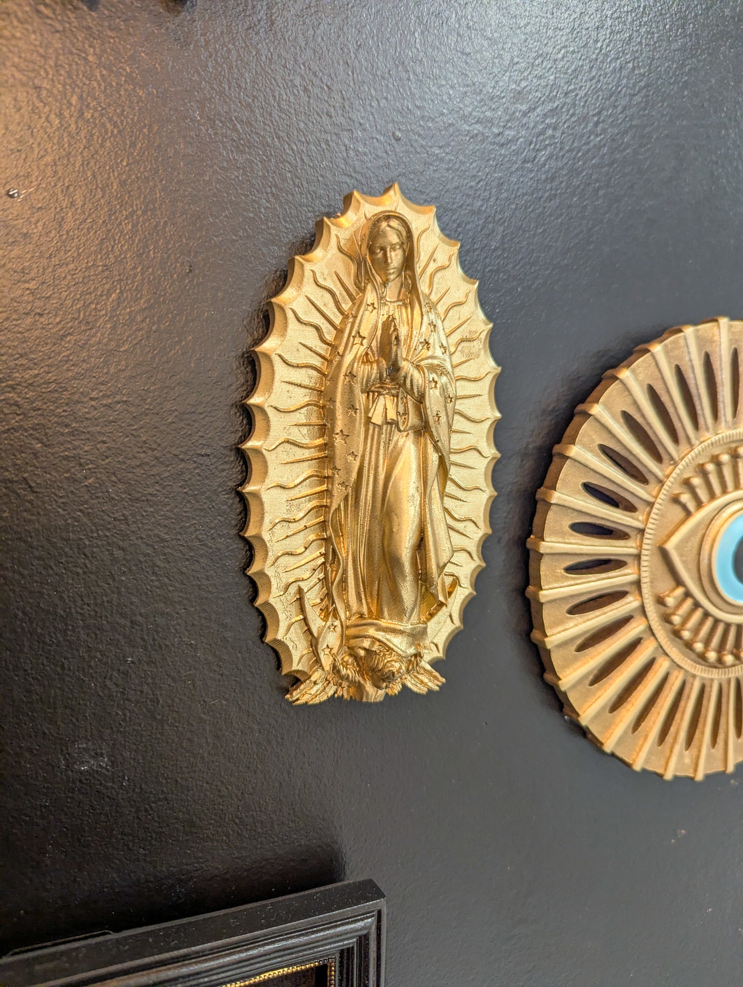 Vierge de guadaloupe ex voto cabinet de curiosite