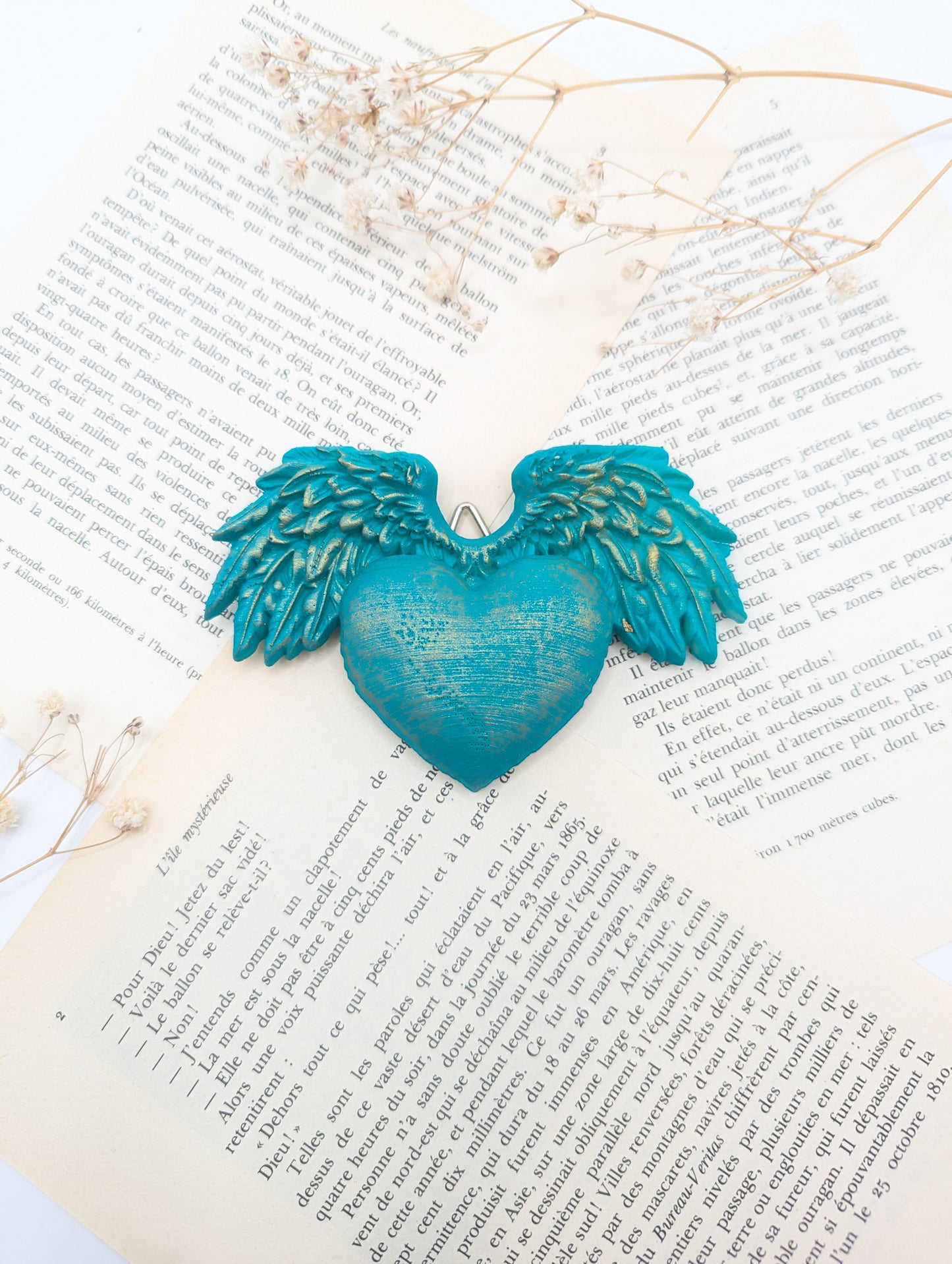 Coeur sacré ex voto fluo avec ailes d'ange decoration pop
