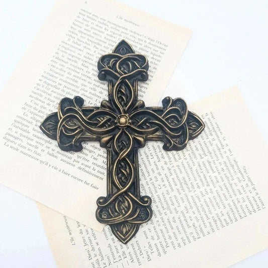 Croix murale gothique noire style ex-voto décoration baroque sacrée