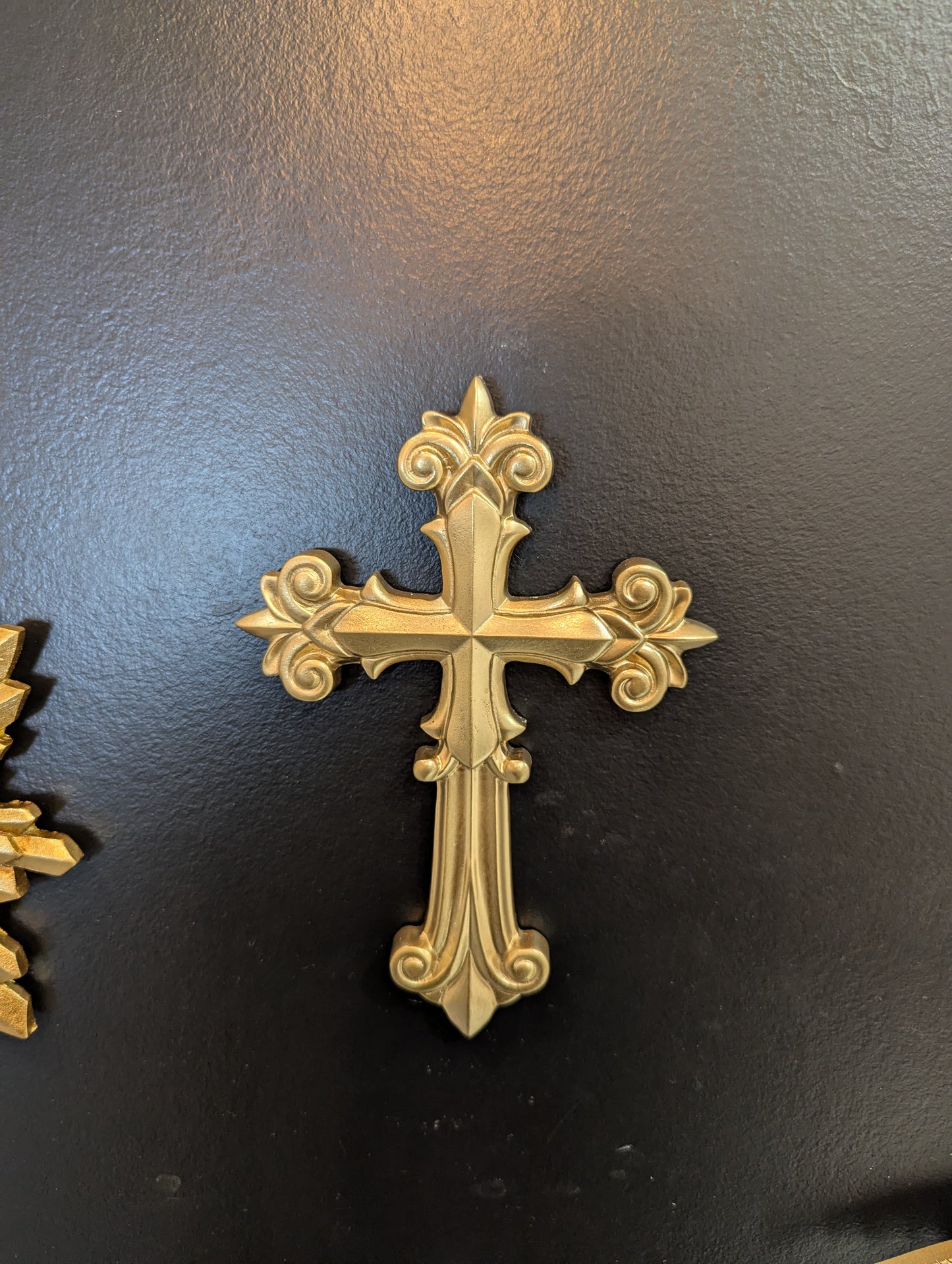 Croix catholique ex voto or