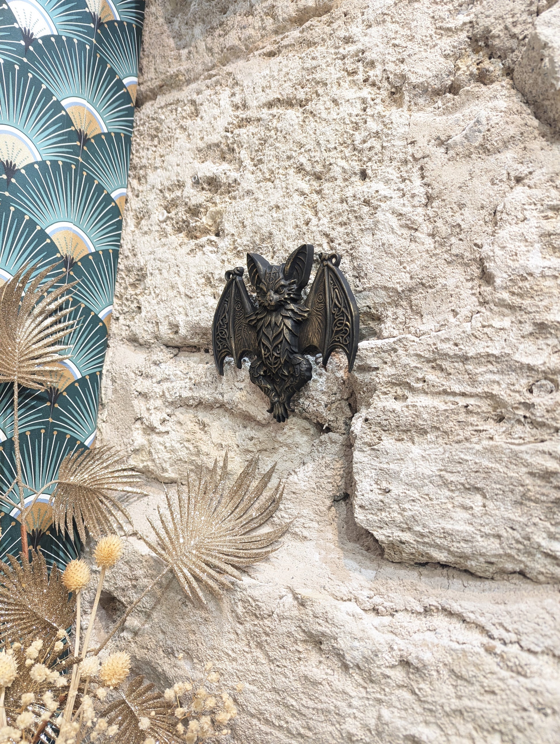 Cabinet de curiosité – chauve-souris murale gothique aux motifs celtiques noir antique