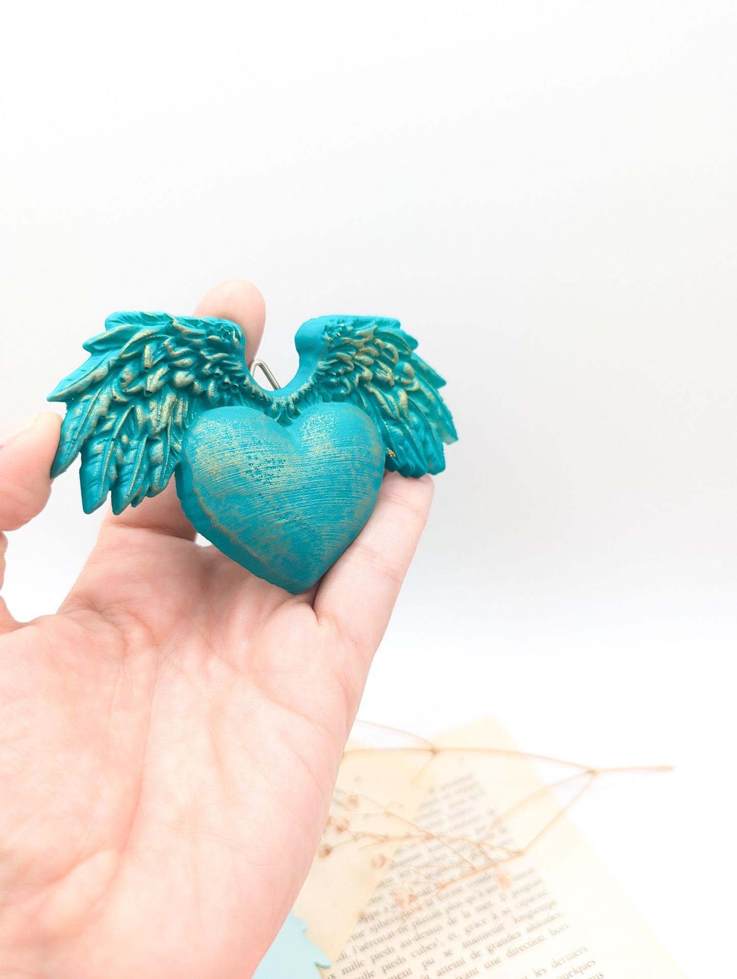 Coeur sacré ex voto fluo frida khalo