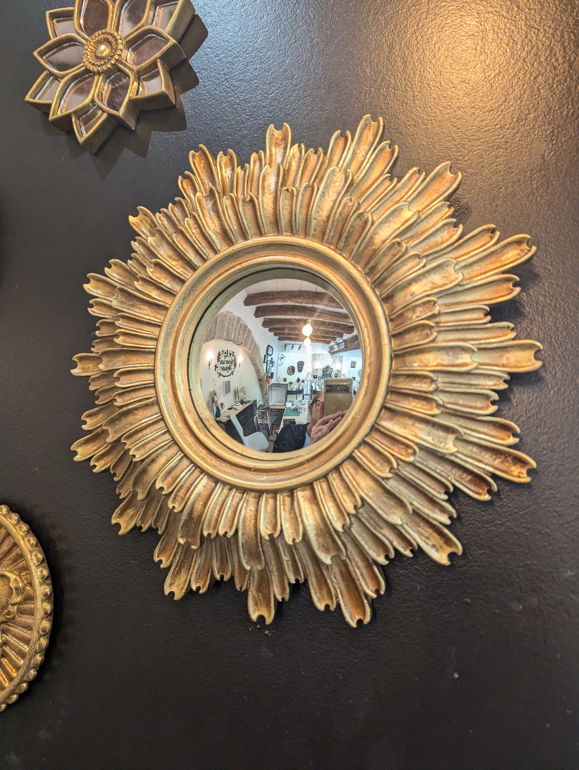 Miroir convexe soleil pour décoration murale vintage et poétique