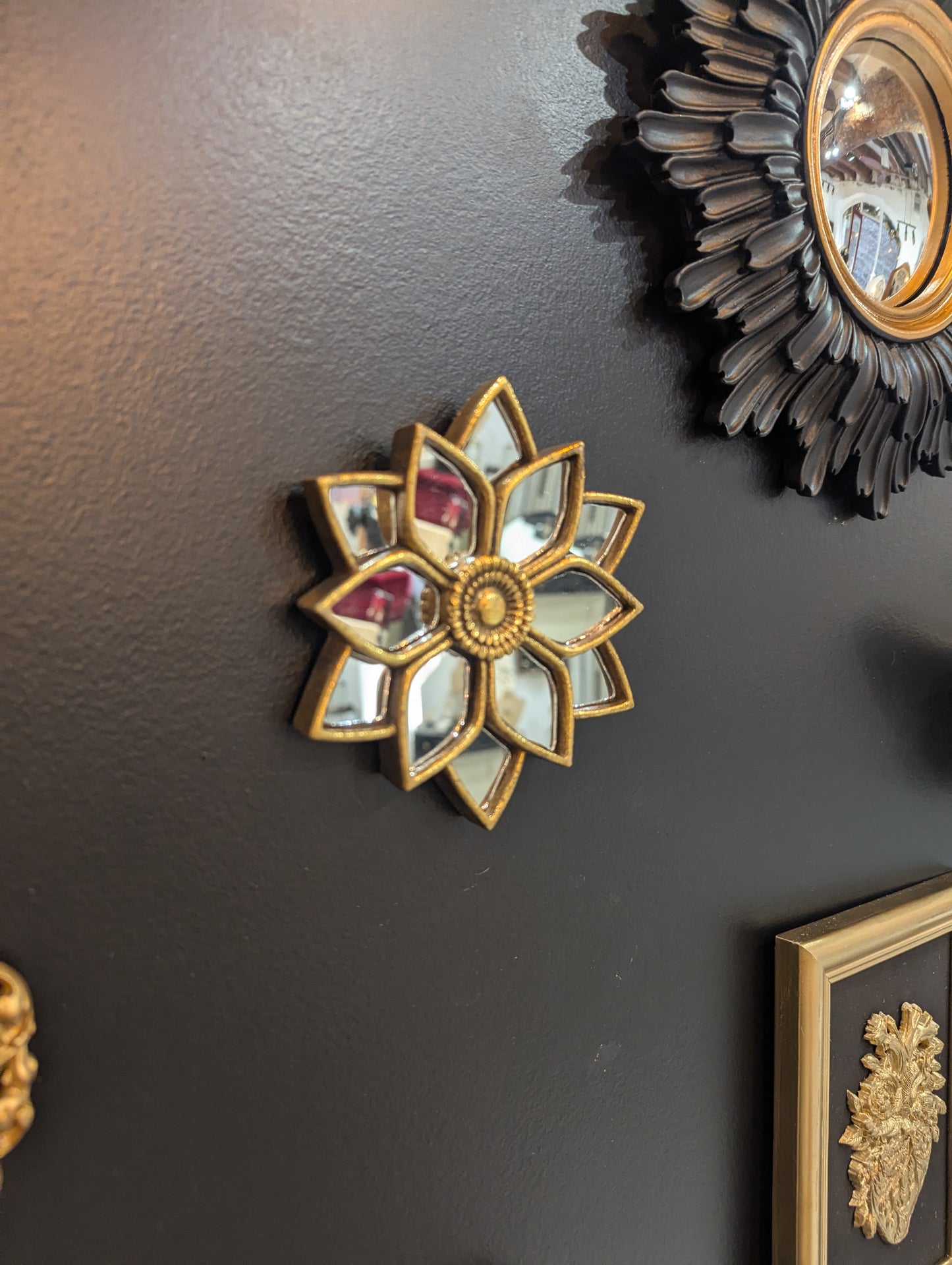Miroir fleur cabinet de curiosite